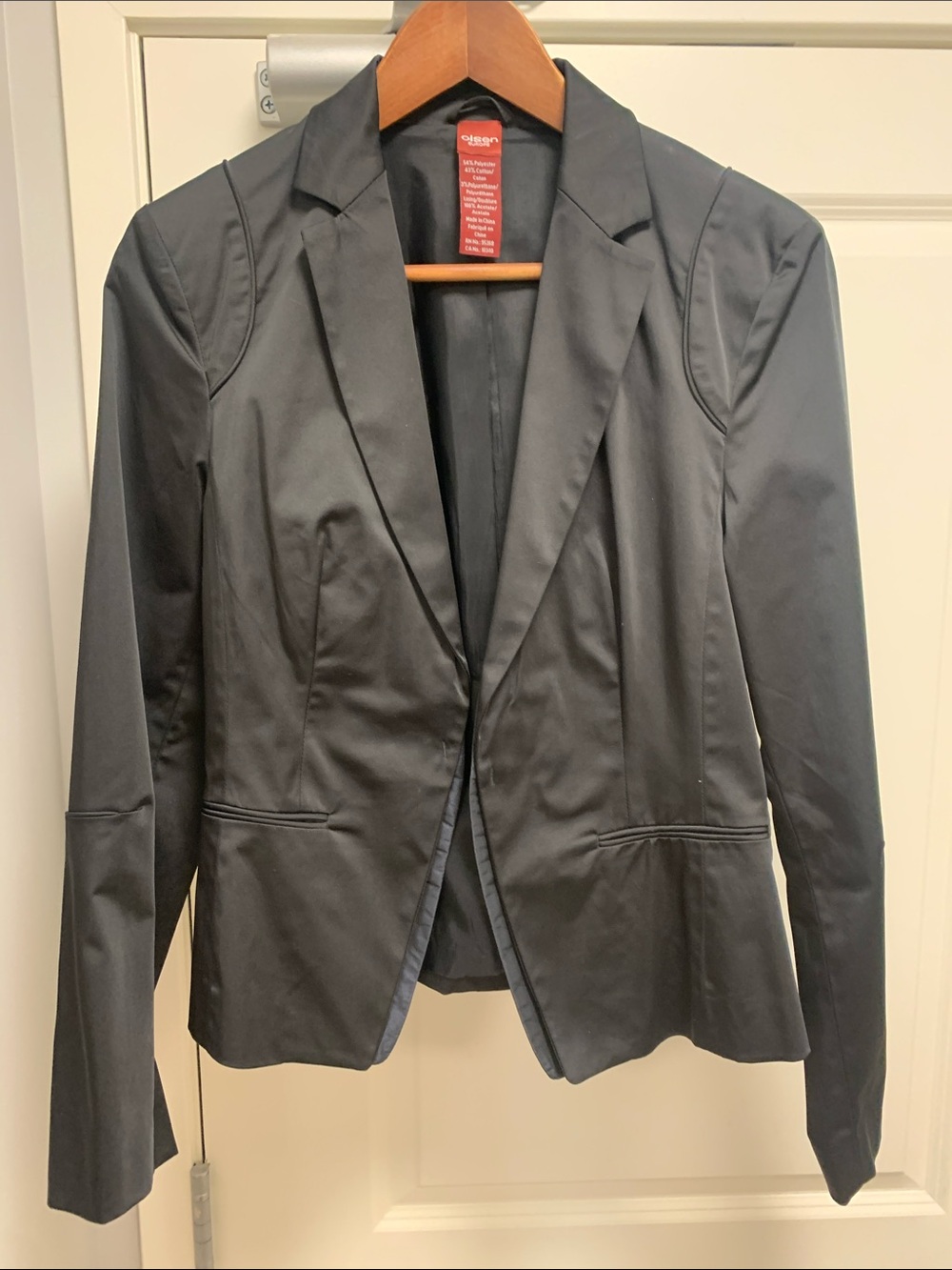 OLSEN Tailored Single-Button Blazer
